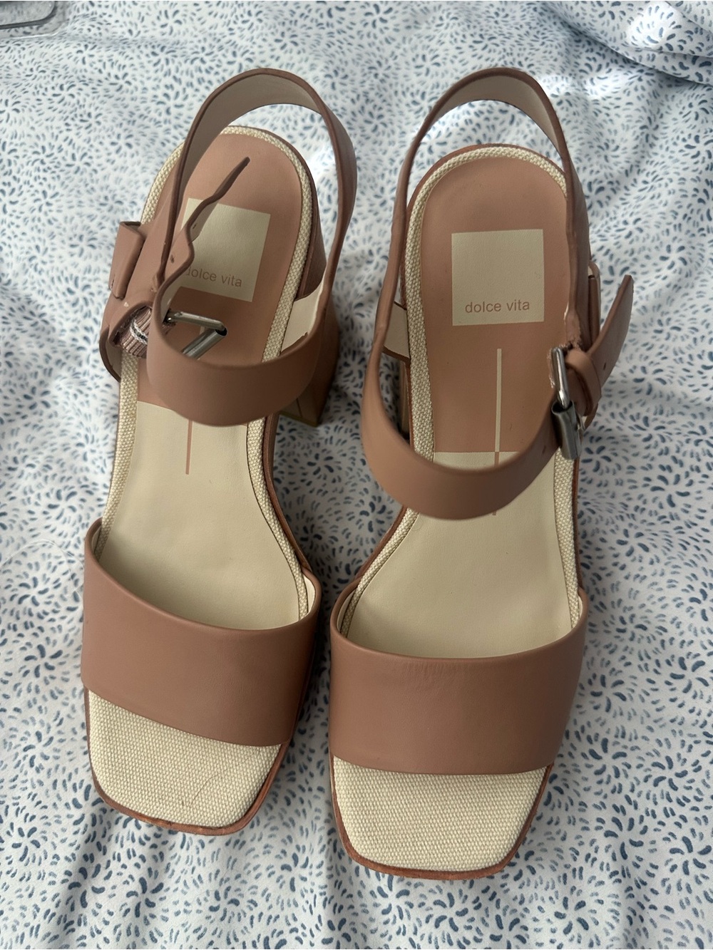 Dolce Vita Blush Leather Platform Sandal with Wood-Look Block Heel - Picture 7 of 8
